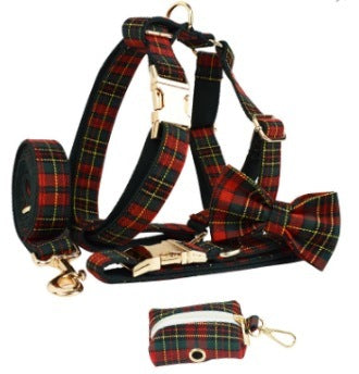 Christmas Pet Collar Plaid With Green Background Dog Rope Leash Suit